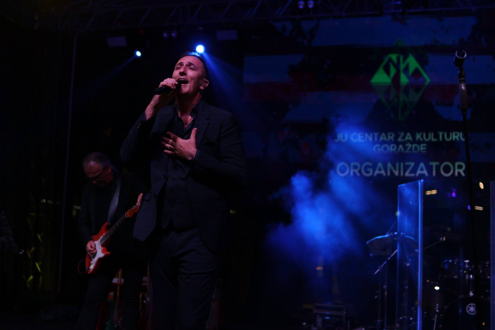 Spektakularan završetak Festivala prijateljstva: Sergej Ćetković i Kultur Shock oduševili publiku u Goraždu
